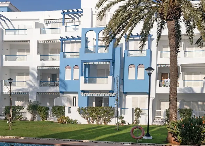 Calablanca Atico By Bookindenia