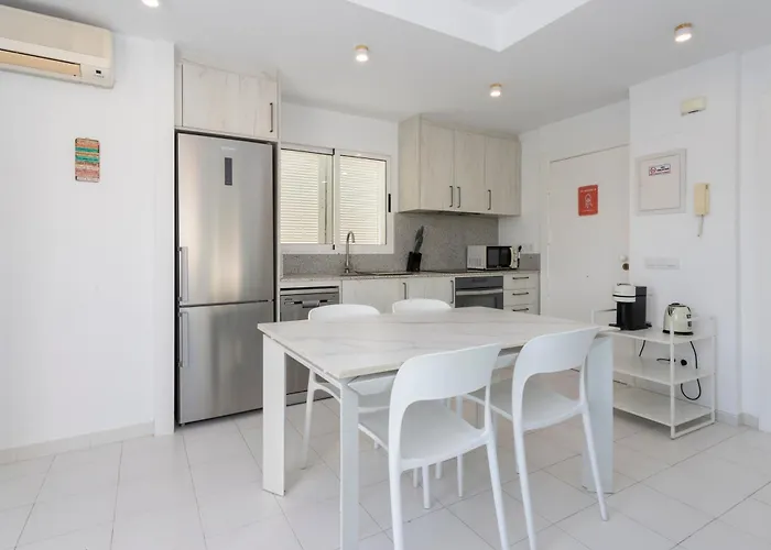 Calablanca Atico By Bookindenia Appartamento *