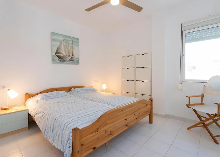 Appartamento Calablanca Atico By Bookindenia